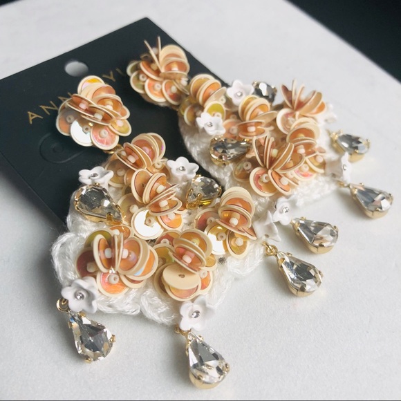 Ann Taylor Earrings NWT - Picture 3 of 6